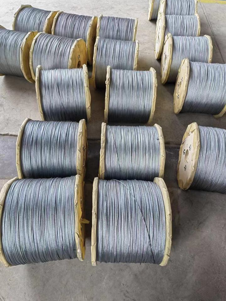  35x7 Ungalvanized Non Rotating Steel Wire Rope