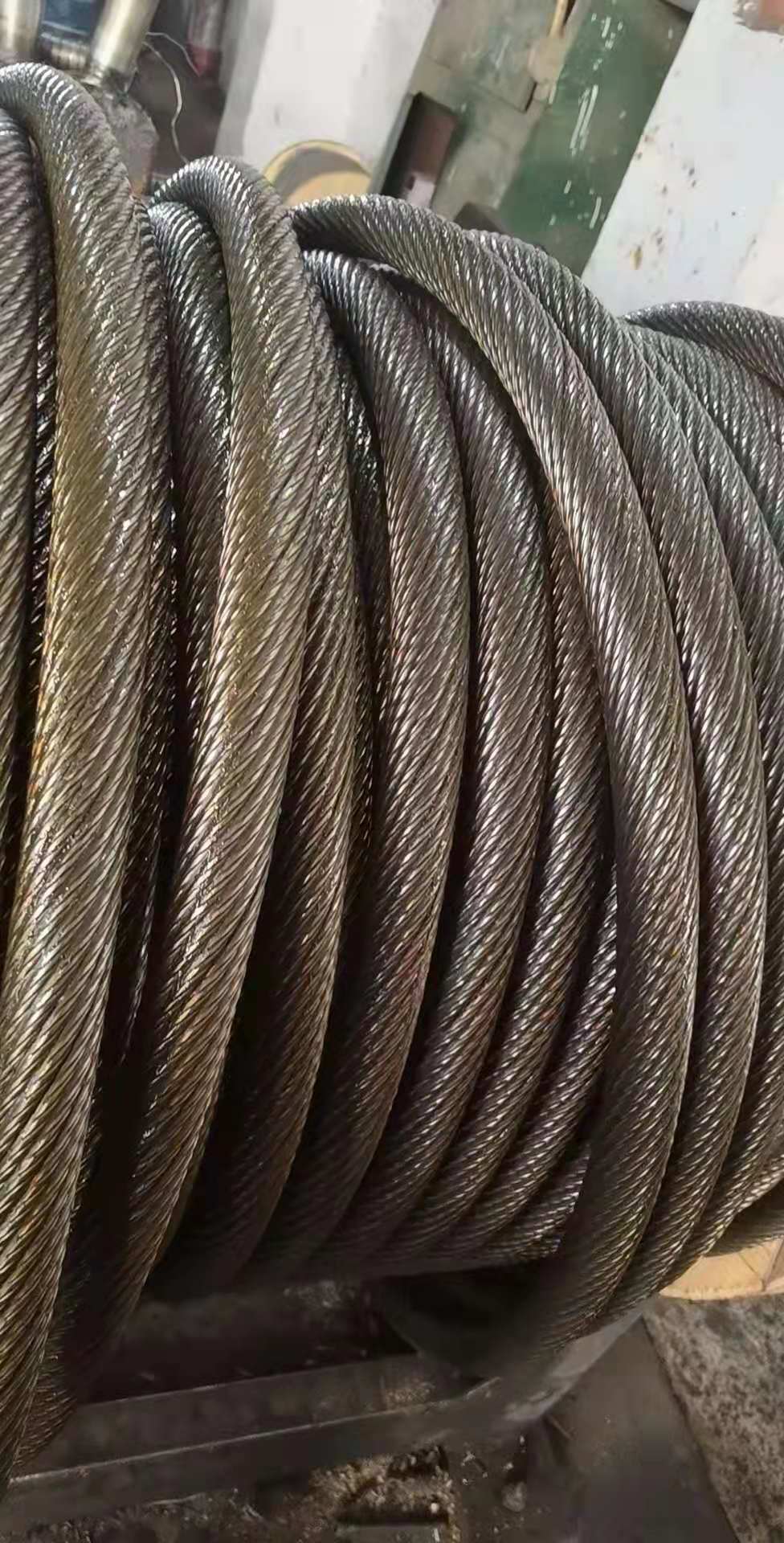Rotation Resistant Compacted Wire Rope 35wxk7 for Cranes