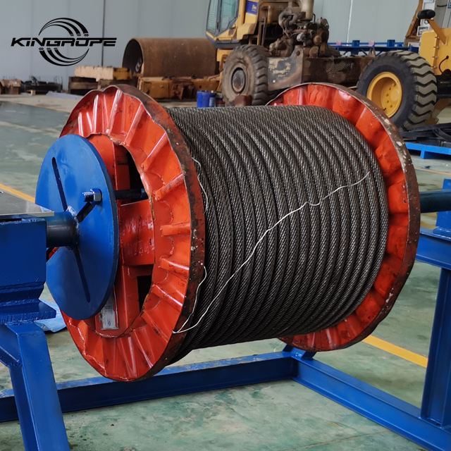 Steel Wire Rope Sling 26-40mm Round Strand Galvanized Steel Wire Rope Used In Lifting Machinery Galvanized Steel Wire Rope